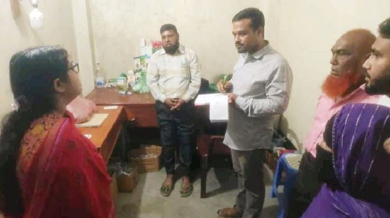 চৌগাছায় ভ্রাম্যমাণ আদালতের অভিযানে ভুয়া ডাক্তারকে জরিমানা 